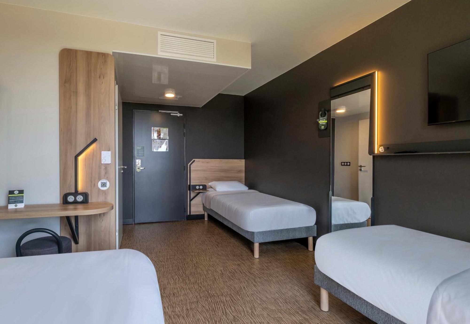 B&B Hotel Saintes Luaran gambar