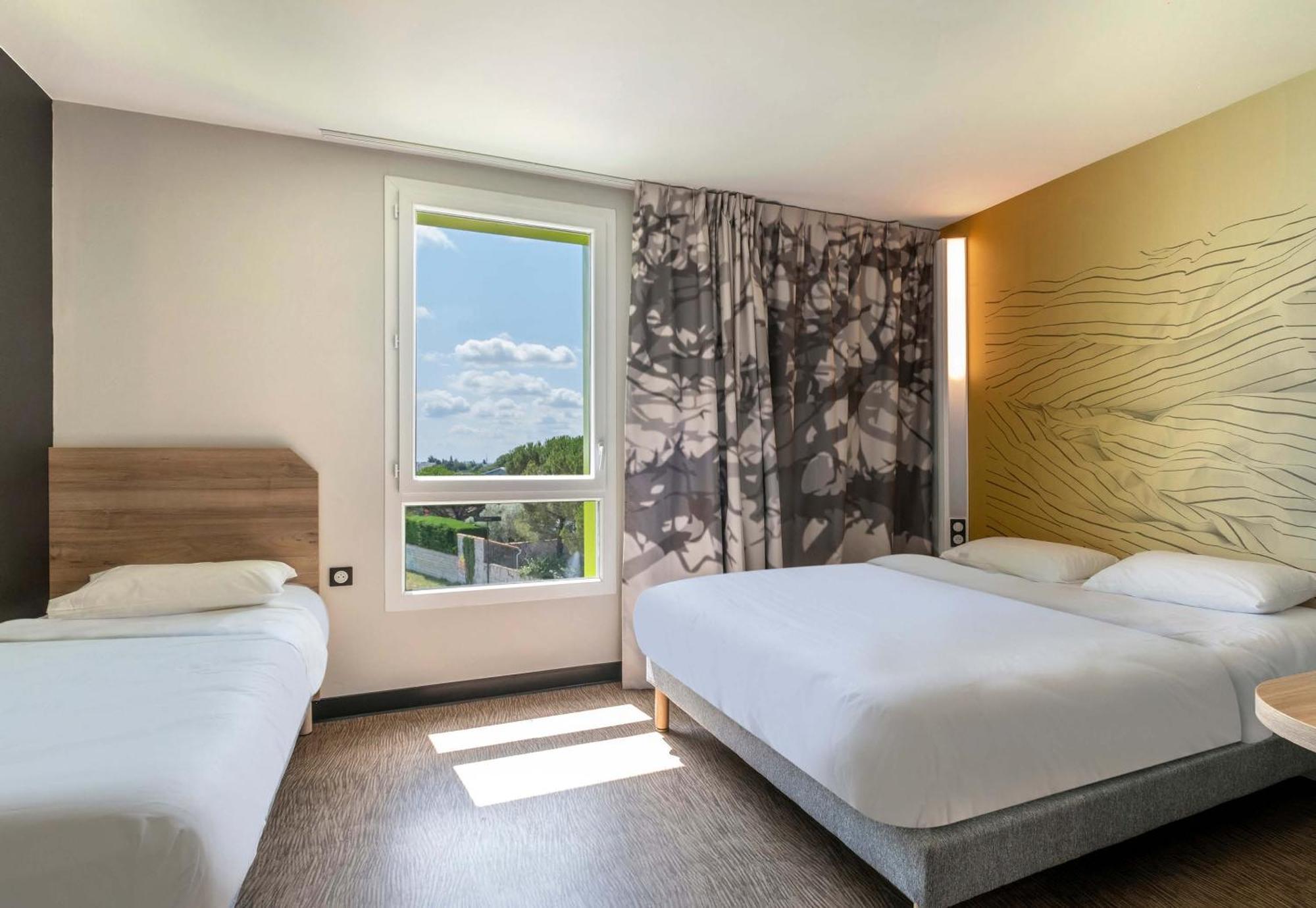 B&B Hotel Saintes Luaran gambar