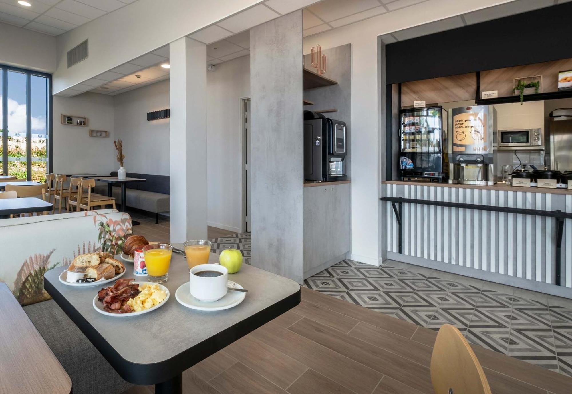 B&B Hotel Saintes Luaran gambar